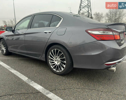 Сірий Хонда Аккорд, об'ємом двигуна 3.5 л та пробігом 107 тис. км за 17900 $, фото 12 на Automoto.ua