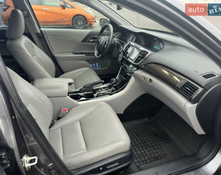 Сірий Хонда Аккорд, об'ємом двигуна 3.5 л та пробігом 107 тис. км за 17900 $, фото 26 на Automoto.ua