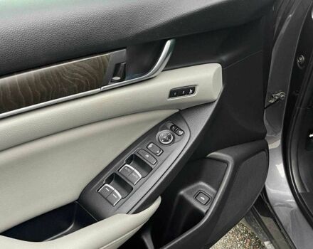 Серый Хонда Аккорд, объемом двигателя 1.5 л и пробегом 120 тыс. км за 17000 $, фото 8 на Automoto.ua