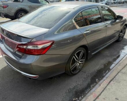 Серый Хонда Аккорд, объемом двигателя 2.4 л и пробегом 52 тыс. км за 3800 $, фото 3 на Automoto.ua