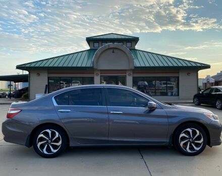 Серый Хонда Аккорд, объемом двигателя 2.4 л и пробегом 68 тыс. км за 9000 $, фото 6 на Automoto.ua