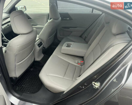 Сірий Хонда Аккорд, об'ємом двигуна 3.5 л та пробігом 107 тис. км за 17900 $, фото 53 на Automoto.ua