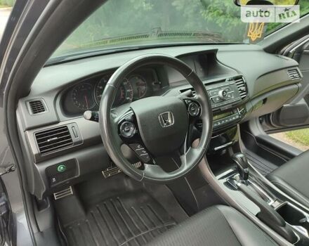 Серый Хонда Аккорд, объемом двигателя 2.4 л и пробегом 111 тыс. км за 14500 $, фото 18 на Automoto.ua