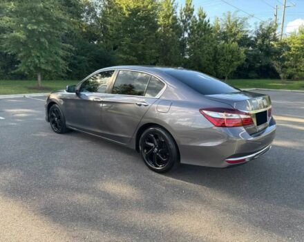 Серый Хонда Аккорд, объемом двигателя 2.4 л и пробегом 61 тыс. км за 7800 $, фото 4 на Automoto.ua