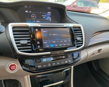 Серый Хонда Аккорд, объемом двигателя 2.4 л и пробегом 68 тыс. км за 9000 $, фото 9 на Automoto.ua