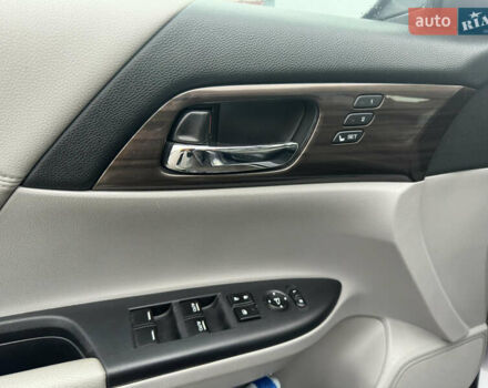 Сірий Хонда Аккорд, об'ємом двигуна 3.5 л та пробігом 107 тис. км за 17900 $, фото 39 на Automoto.ua