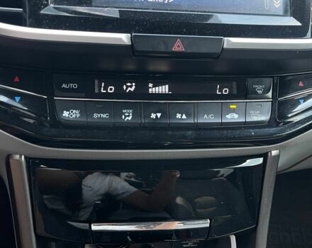 Сірий Хонда Аккорд, об'ємом двигуна 2.4 л та пробігом 120 тис. км за 14500 $, фото 13 на Automoto.ua