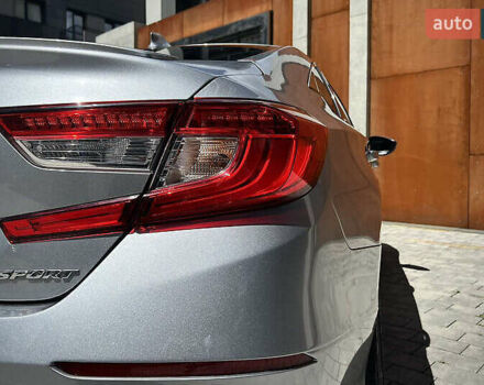 Серый Хонда Аккорд, объемом двигателя 1.5 л и пробегом 95 тыс. км за 17800 $, фото 8 на Automoto.ua