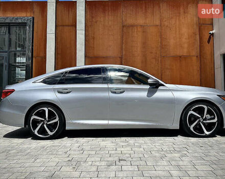 Серый Хонда Аккорд, объемом двигателя 1.5 л и пробегом 95 тыс. км за 17800 $, фото 4 на Automoto.ua