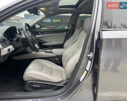 Сірий Хонда Аккорд, об'ємом двигуна 1.5 л та пробігом 125 тис. км за 18990 $, фото 14 на Automoto.ua