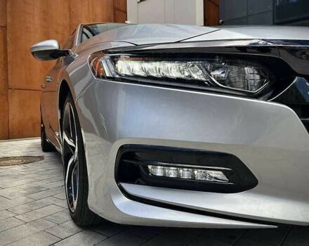 Серый Хонда Аккорд, объемом двигателя 1.5 л и пробегом 95 тыс. км за 15800 $, фото 3 на Automoto.ua