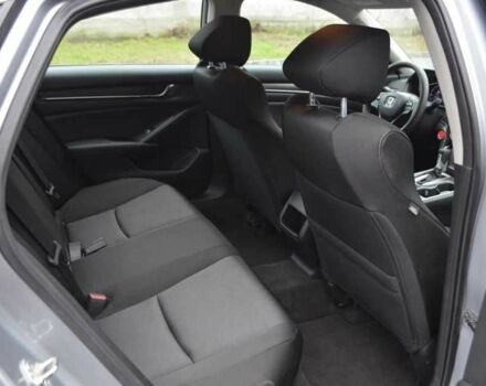 Серый Хонда Аккорд, объемом двигателя 1.5 л и пробегом 44 тыс. км за 14000 $, фото 5 на Automoto.ua