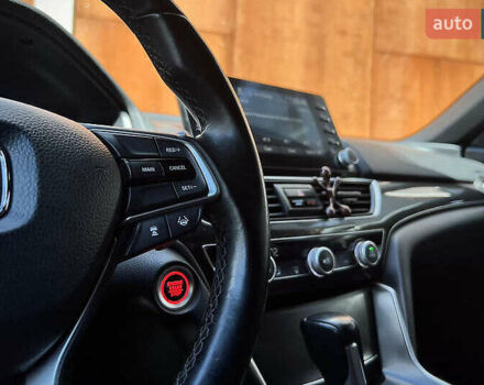 Серый Хонда Аккорд, объемом двигателя 1.5 л и пробегом 95 тыс. км за 17800 $, фото 15 на Automoto.ua