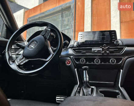 Серый Хонда Аккорд, объемом двигателя 1.5 л и пробегом 95 тыс. км за 17800 $, фото 13 на Automoto.ua