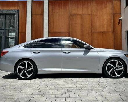 Серый Хонда Аккорд, объемом двигателя 1.5 л и пробегом 95 тыс. км за 15800 $, фото 4 на Automoto.ua