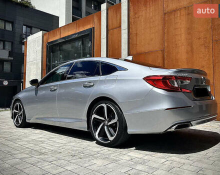 Серый Хонда Аккорд, объемом двигателя 1.5 л и пробегом 95 тыс. км за 17800 $, фото 10 на Automoto.ua