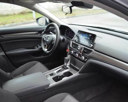 Серый Хонда Аккорд, объемом двигателя 1.5 л и пробегом 44 тыс. км за 14000 $, фото 4 на Automoto.ua