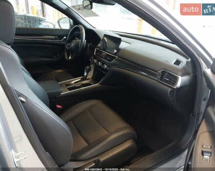 Серый Хонда Аккорд, объемом двигателя 1.5 л и пробегом 121 тыс. км за 5200 $, фото 9 на Automoto.ua