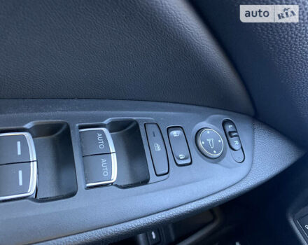 Серый Хонда Аккорд, объемом двигателя 2 л и пробегом 128 тыс. км за 20900 $, фото 5 на Automoto.ua