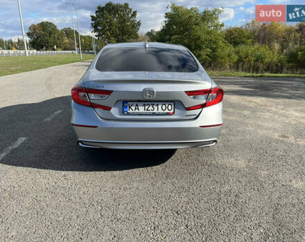 Серый Хонда Аккорд, объемом двигателя 2 л и пробегом 290 тыс. км за 17500 $, фото 3 на Automoto.ua