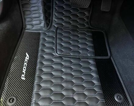 Серый Хонда Аккорд, объемом двигателя 2 л и пробегом 102 тыс. км за 25999 $, фото 17 на Automoto.ua