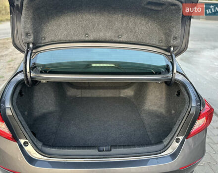 Серый Хонда Аккорд, объемом двигателя 1.5 л и пробегом 144 тыс. км за 18500 $, фото 17 на Automoto.ua