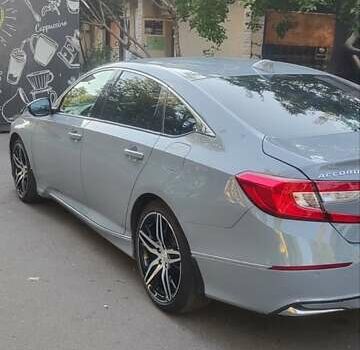 Серый Хонда Аккорд, объемом двигателя 2 л и пробегом 198 тыс. км за 21500 $, фото 4 на Automoto.ua