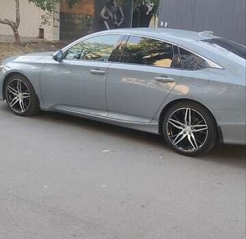 Серый Хонда Аккорд, объемом двигателя 2 л и пробегом 198 тыс. км за 21500 $, фото 5 на Automoto.ua