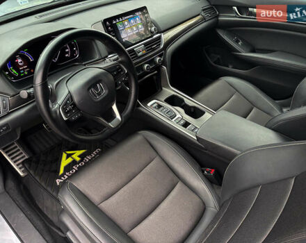 Серый Хонда Аккорд, объемом двигателя 1.99 л и пробегом 92 тыс. км за 23600 $, фото 20 на Automoto.ua