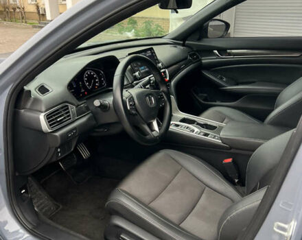 Серый Хонда Аккорд, объемом двигателя 1.99 л и пробегом 36 тыс. км за 24000 $, фото 5 на Automoto.ua