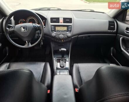 Серый Хонда Аккорд, объемом двигателя 2.35 л и пробегом 248 тыс. км за 7500 $, фото 34 на Automoto.ua