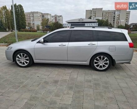 Серый Хонда Аккорд, объемом двигателя 2.35 л и пробегом 248 тыс. км за 7500 $, фото 4 на Automoto.ua