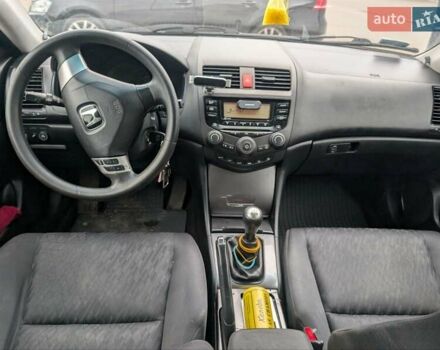 Сірий Хонда Аккорд, об'ємом двигуна 2 л та пробігом 200 тис. км за 3950 $, фото 14 на Automoto.ua