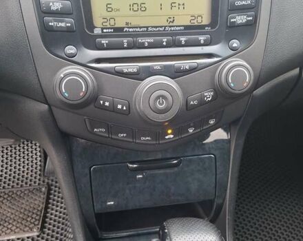 Серый Хонда Аккорд, объемом двигателя 2.35 л и пробегом 248 тыс. км за 7500 $, фото 22 на Automoto.ua