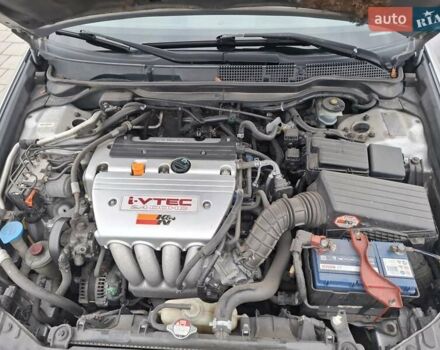 Серый Хонда Аккорд, объемом двигателя 2.35 л и пробегом 248 тыс. км за 7500 $, фото 28 на Automoto.ua