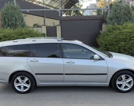 Серый Хонда Аккорд, объемом двигателя 2.2 л и пробегом 300 тыс. км за 2990 $, фото 3 на Automoto.ua