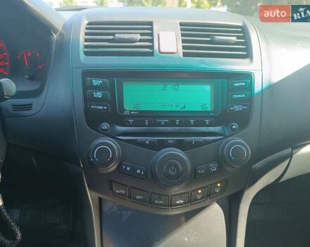 Серый Хонда Аккорд, объемом двигателя 2 л и пробегом 346 тыс. км за 6300 $, фото 21 на Automoto.ua