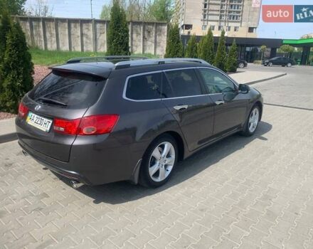 Серый Хонда Аккорд, объемом двигателя 2.4 л и пробегом 200 тыс. км за 11500 $, фото 7 на Automoto.ua