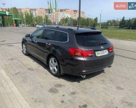 Серый Хонда Аккорд, объемом двигателя 2.4 л и пробегом 200 тыс. км за 11500 $, фото 8 на Automoto.ua