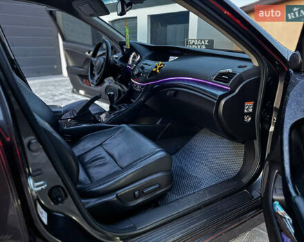 Серый Хонда Аккорд, объемом двигателя 2.2 л и пробегом 330 тыс. км за 7900 $, фото 19 на Automoto.ua