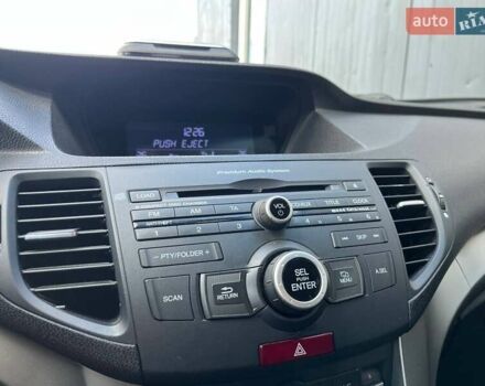 Серый Хонда Аккорд, объемом двигателя 2.35 л и пробегом 244 тыс. км за 9690 $, фото 24 на Automoto.ua