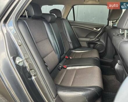 Серый Хонда Аккорд, объемом двигателя 2.35 л и пробегом 244 тыс. км за 9690 $, фото 10 на Automoto.ua