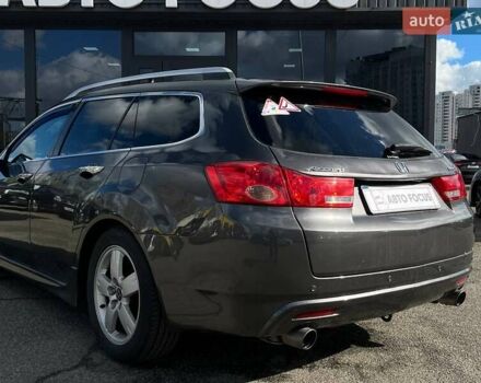 Серый Хонда Аккорд, объемом двигателя 2.35 л и пробегом 244 тыс. км за 9690 $, фото 5 на Automoto.ua