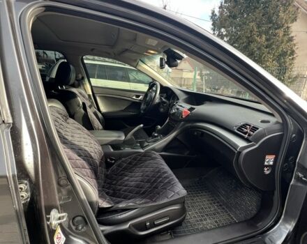 Серый Хонда Аккорд, объемом двигателя 2.4 л и пробегом 213 тыс. км за 10200 $, фото 5 на Automoto.ua