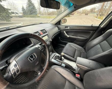 Серый Хонда Аккорд, объемом двигателя 2.2 л и пробегом 308 тыс. км за 3400 $, фото 9 на Automoto.ua