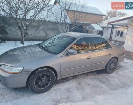 Серый Хонда Аккорд, объемом двигателя 2.3 л и пробегом 242 тыс. км за 4900 $, фото 1 на Automoto.ua