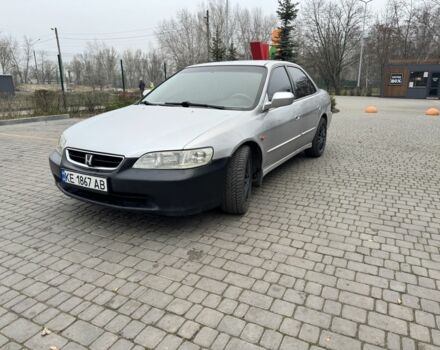 Серый Хонда Аккорд, объемом двигателя 2 л и пробегом 290 тыс. км за 3600 $, фото 1 на Automoto.ua