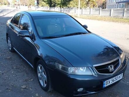 Хонда Аккорд 2003 у Хмельницькому на Automoto.ua Сірий Хонда Аккорд, об'ємом двигуна 2 л та пробігом 258 тис. км за 6500 $, фото 1 на Automoto.ua