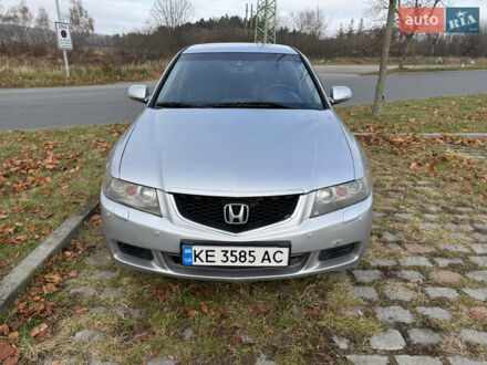 Серый Хонда Аккорд, объемом двигателя 2 л и пробегом 237 тыс. км за 4200 $, фото 1 на Automoto.ua
