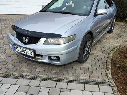 Хонда Аккорд 2004 у Александрие на Automoto.ua Сірий Хонда Аккорд, об'ємом двигуна 0 л та пробігом 308 тис. км за 6300 $, фото 1 на Automoto.ua